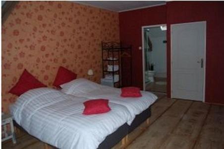 Les Fruits Du Passau Bed & Breakfast Saint-Désiré Екстериор снимка